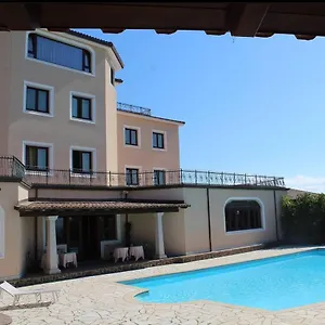 https://le-tre-rose.in-sardinia.net