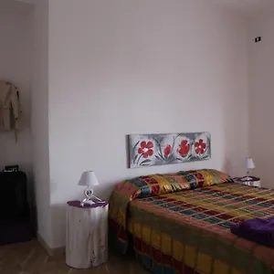 https://bb-sa-e-zia-mele.in-sardinia.net